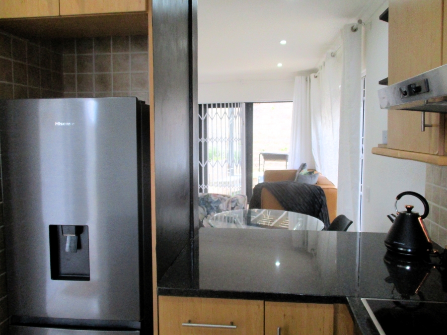 To Let 2 Bedroom Property for Rent in Strand North Western Cape